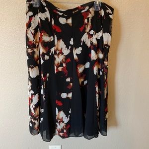 White House Black Market skirt. Sz 12